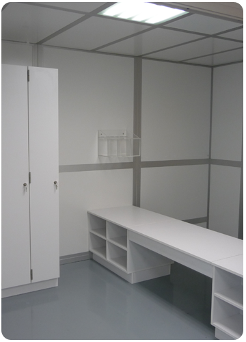 Cleanroom_modulair_kleedsluis